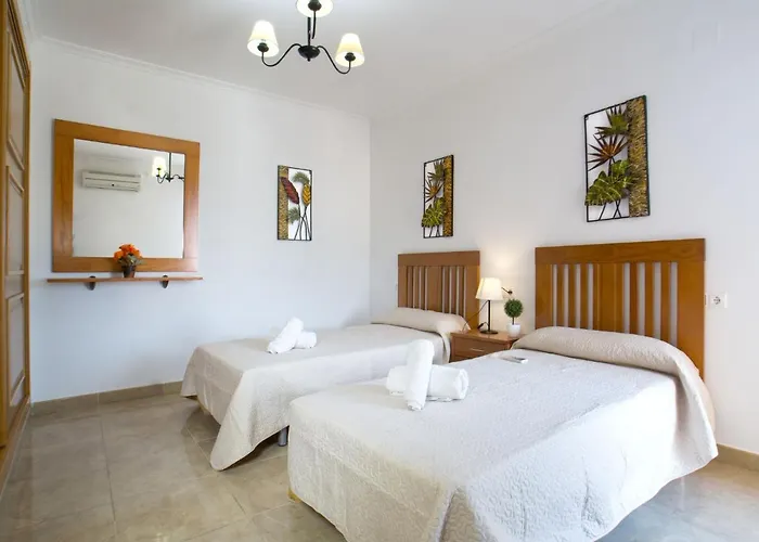 Delfin By Interhome *