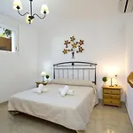 Delfin By Interhome