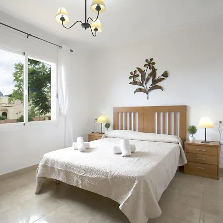 Delfin By Interhome Calp